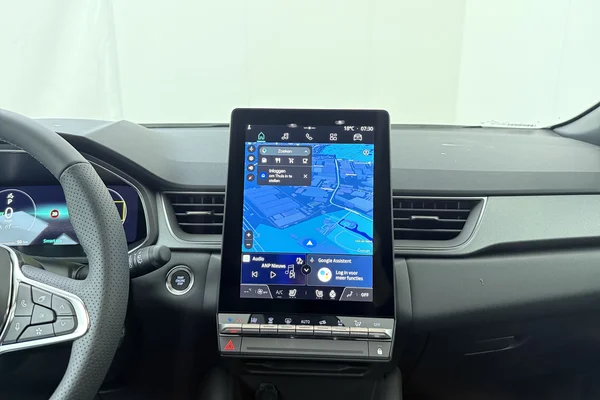 Renault Captur E-Tech (HEV) (2026) — foto 3 van 17