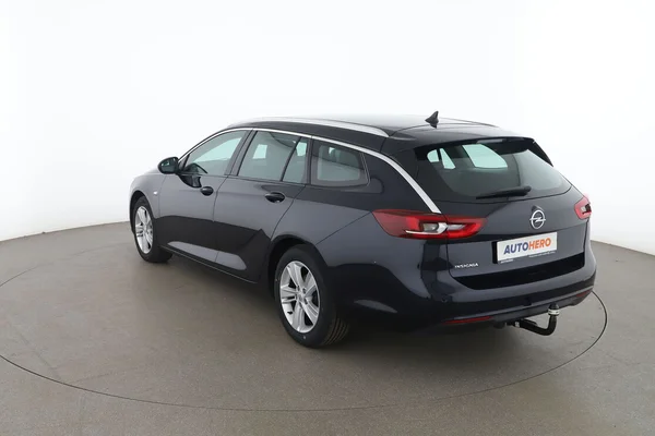 Opel Insignia Sports Tourer (2019) — foto 10 van 16