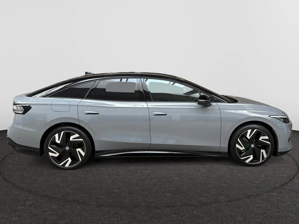 VOLKSWAGEN ID.7 (2026) — foto 12 van 24