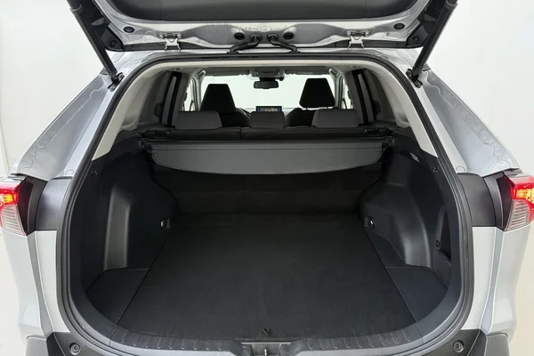 Toyota Rav4 Hybrid (HEV) (2021) — foto 25 van 29