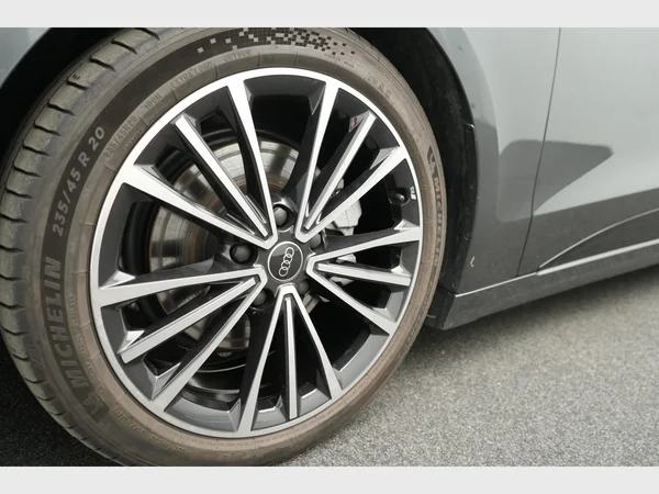 AUDI A6 Avant e-tron (2025) — foto 5 van 47