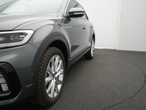 VOLKSWAGEN T-Roc (2025) — foto 24 van 27