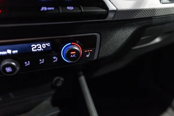 Audi Q2 (2023) — foto 25 van 36