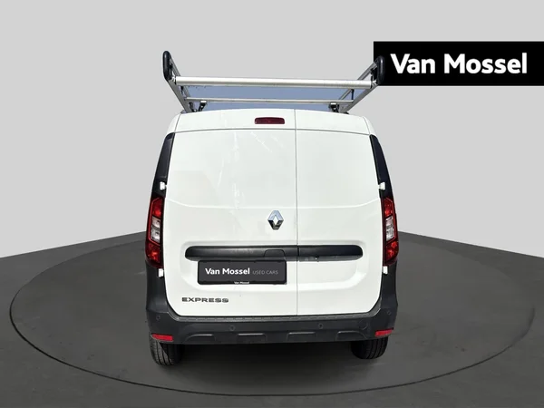 Renault Express (2023) — foto 12 van 18