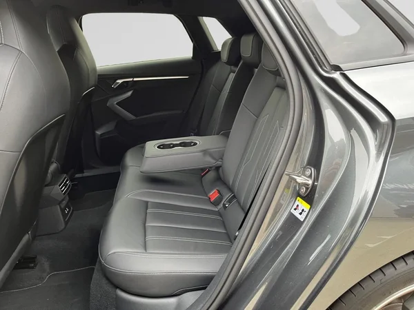 AUDI A3 Sportback (2025) — foto 12 van 22