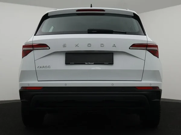 SKODA Karoq (2023) — foto 22 van 29