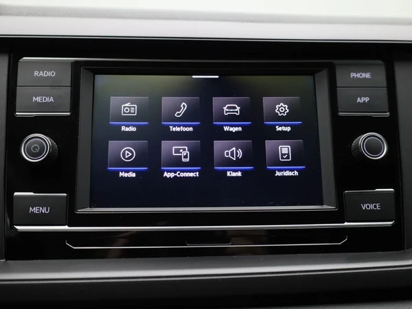 Volkswagen Polo (2024) — foto 16 van 38