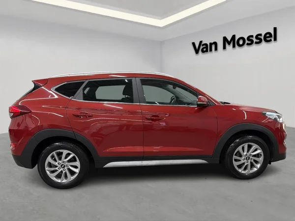 Hyundai Tucson (2017) — foto 17 van 21