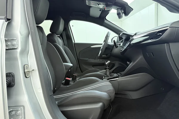Opel Corsa (2025) — foto 17 van 19