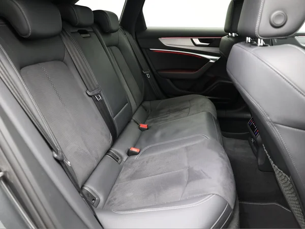 AUDI A6 SW PHEV (2022) — foto 25 van 25