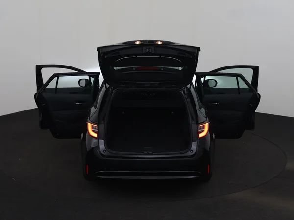 TOYOTA Corolla (2022) — foto 25 van 28