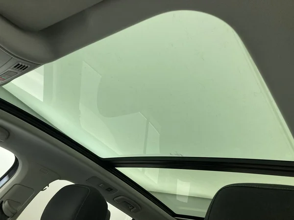 VOLKSWAGEN Touran (2020) — foto 9 van 36