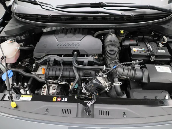 Kia Rio (2023) — foto 22 van 38