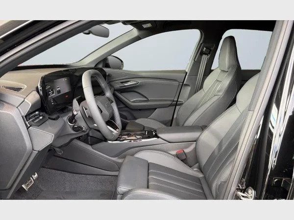 AUDI Q6 e-tron (2026) — foto 20 van 21