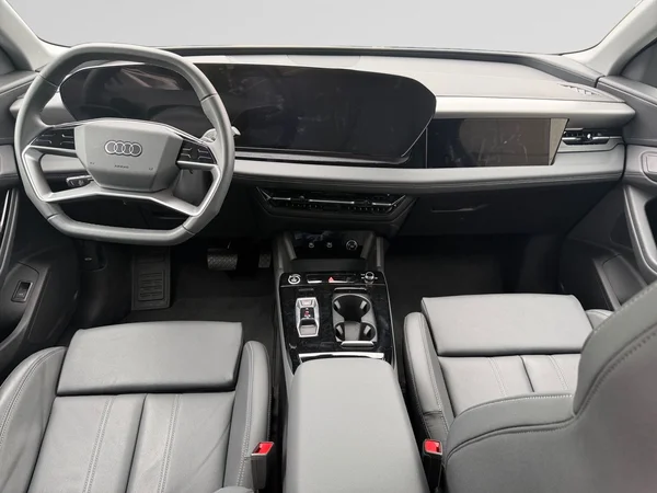 AUDI Q6 Sportback e-tron (2025) — foto 11 van 14