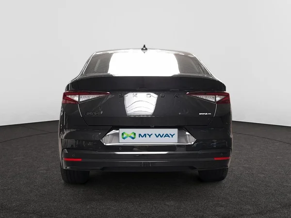 SKODA Enyaq Coupé (2025) — foto 19 van 24