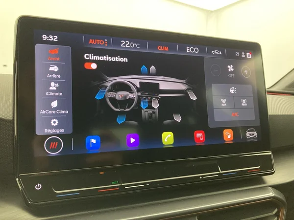 CUPRA Leon e-Hybrid (PHEV) (2023) — foto 7 van 36