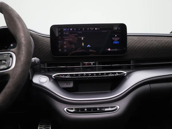 Fiat 500C (2023) — foto 48 van 48