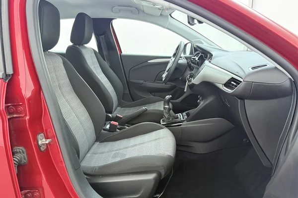 Opel Corsa (2024) — foto 16 van 18