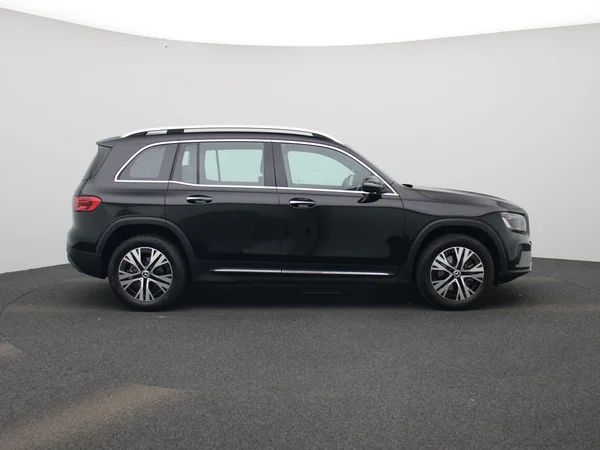 Mercedes-Benz GLB (2025) — foto 42 van 45