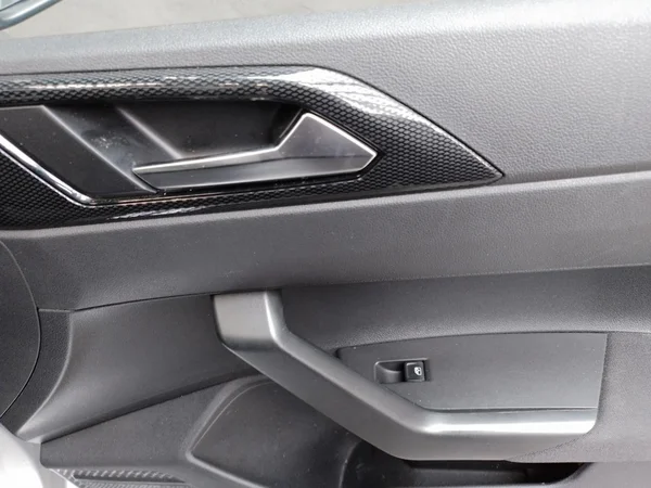 VOLKSWAGEN Polo (2024) — foto 9 van 23
