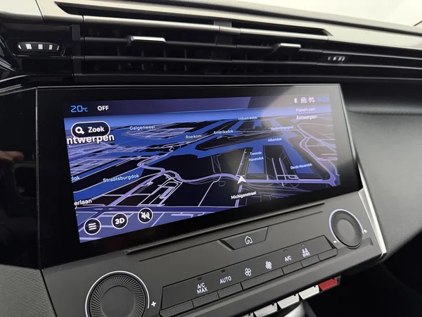 PEUGEOT 308 (2023) — foto 10 van 28