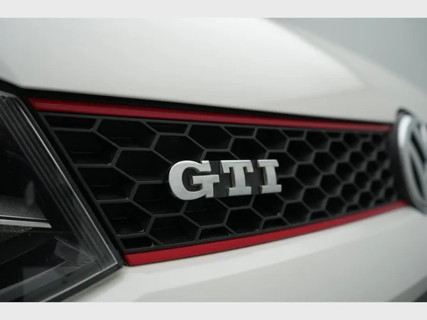 VOLKSWAGEN Polo GTI (2011) — foto 16 van 19