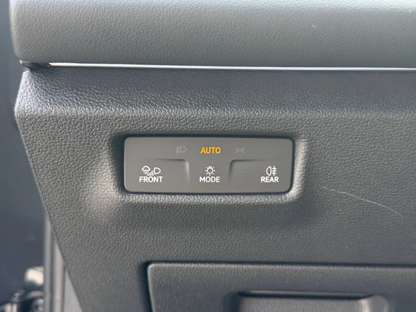 VOLKSWAGEN Tiguan (2026) — foto 5 van 24