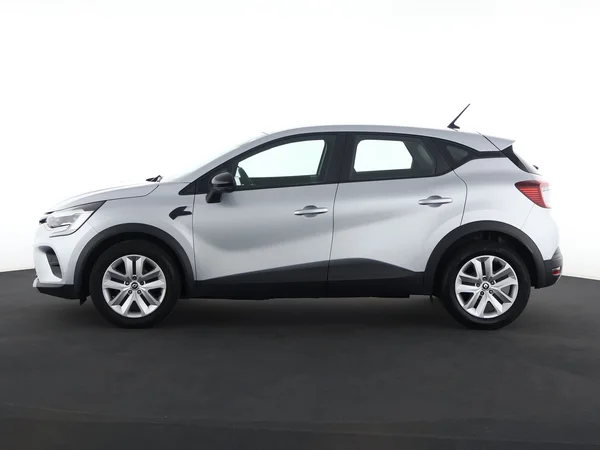 RENAULT Captur (2022) — foto 12 van 28