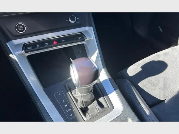 Audi Q3 (2023) — foto 14 van 29