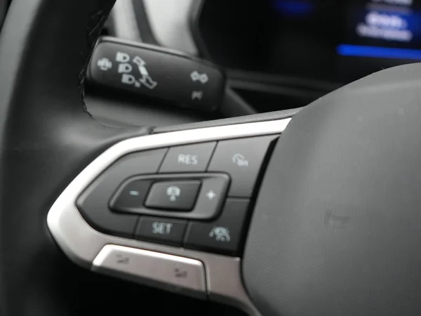 VOLKSWAGEN T-Cross (2025) — foto 11 van 30