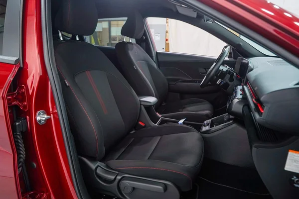 Hyundai Kona HEV (2024) — foto 6 van 52