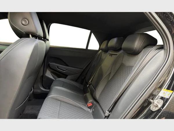 Volkswagen T-Roc (2025) — foto 2 van 25