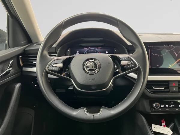 SKODA Kamiq (2022) — foto 18 van 20