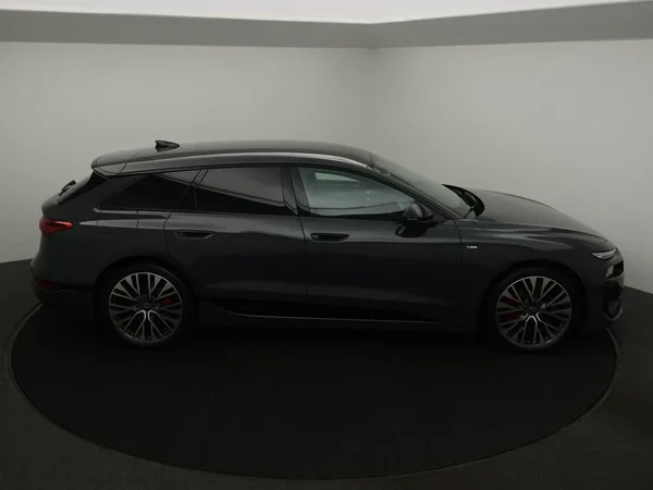 Audi A6 Avant e-tron (2026) — foto 31 van 33
