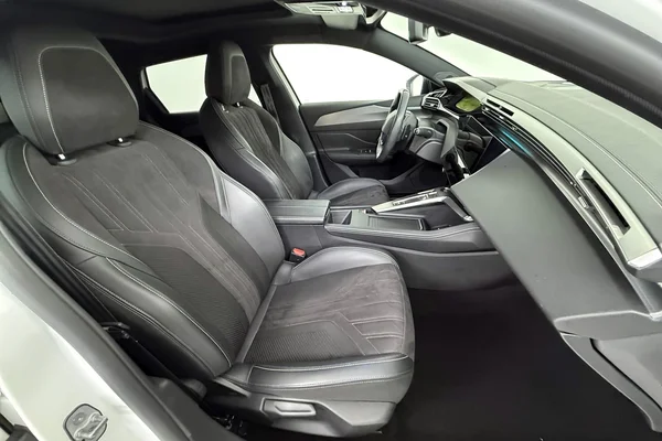Peugeot 308 SW (2023) — foto 8 van 29
