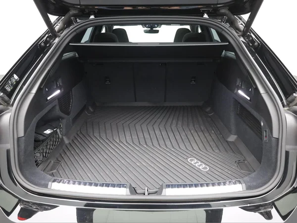 AUDI A6 Avant (2025) — foto 2 van 28