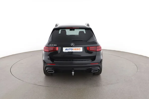 Mercedes-Benz GLB-Klasse (2025) — foto 11 van 16
