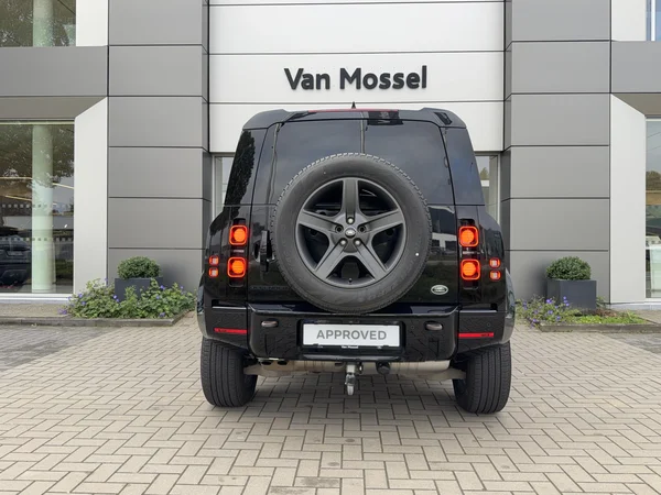 Land Rover Defender (2022) — foto 28 van 31