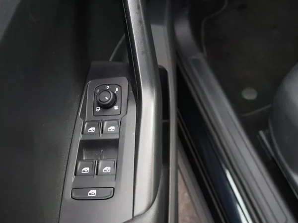 Volkswagen T-Cross (2025) — foto 16 van 29