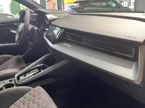 AUDI RS3 Sportback (2026) — foto 3 van 20