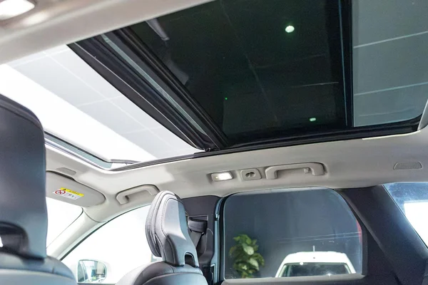 Volvo XC60 (2022) — foto 14 van 42