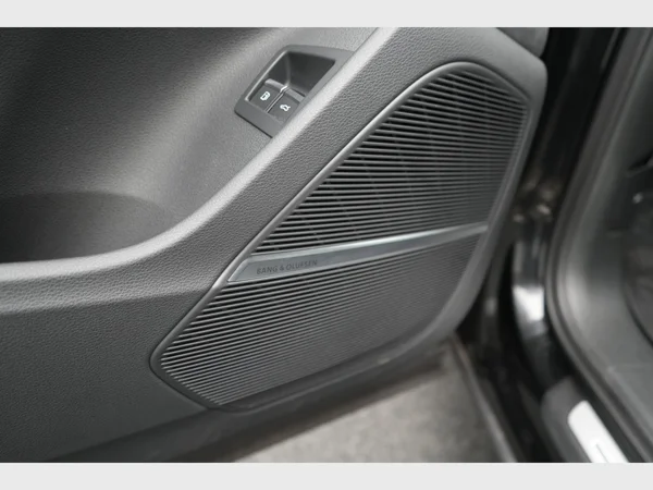 AUDI Q7 PHEV (2024) — foto 3 van 37