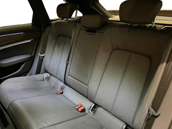 AUDI A6 Avant (2025) — foto 9 van 24