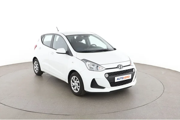 Hyundai i10 (2019) — foto 14 van 16