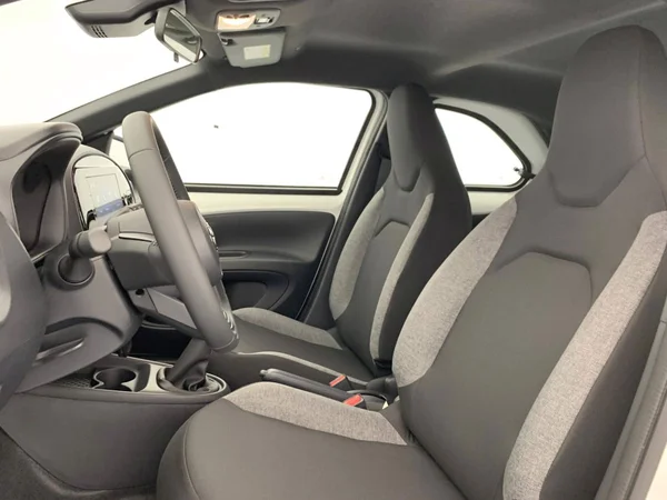 Toyota Aygo X (2025) — foto 13 van 25