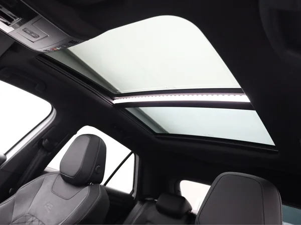 VOLKSWAGEN T-Roc (2022) — foto 14 van 21
