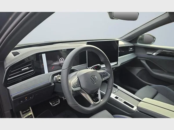 VOLKSWAGEN Passat SW (2026) — foto 23 van 24