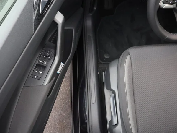 VOLKSWAGEN Polo (2026) — foto 4 van 23