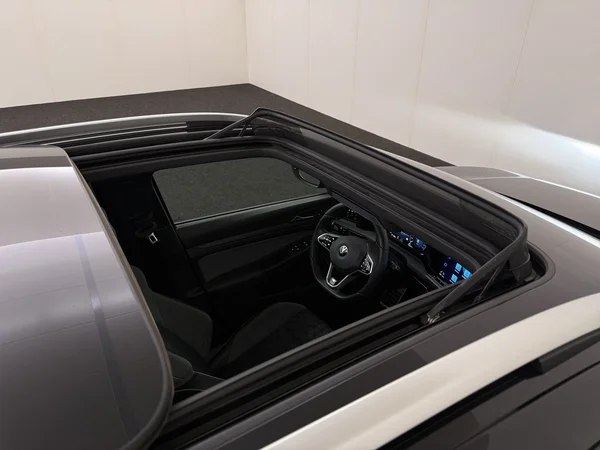 VOLKSWAGEN Golf Variant (2022) — foto 22 van 33